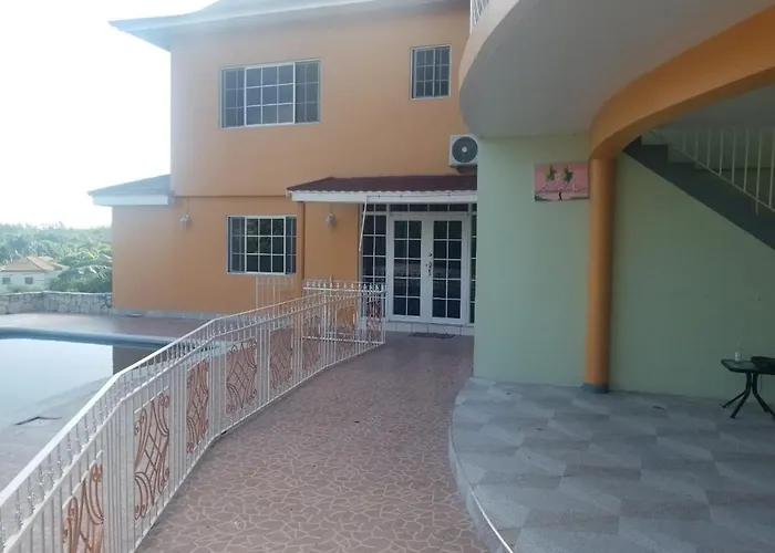 Chaudhry House *