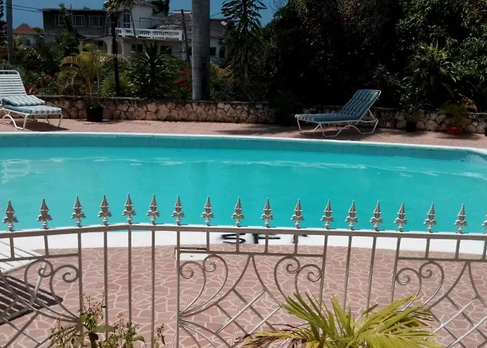 Chaudhry House Villa Montego Bay